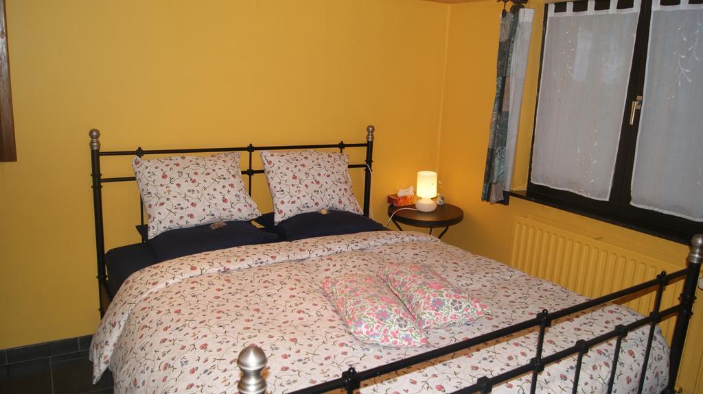 Fleurs-Sauvages Bed & Breakfast Hebronval Room photo