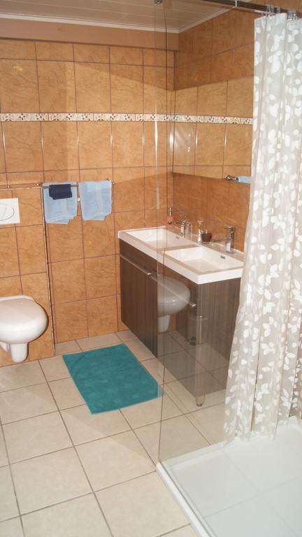 Fleurs-Sauvages Bed & Breakfast Hebronval Room photo